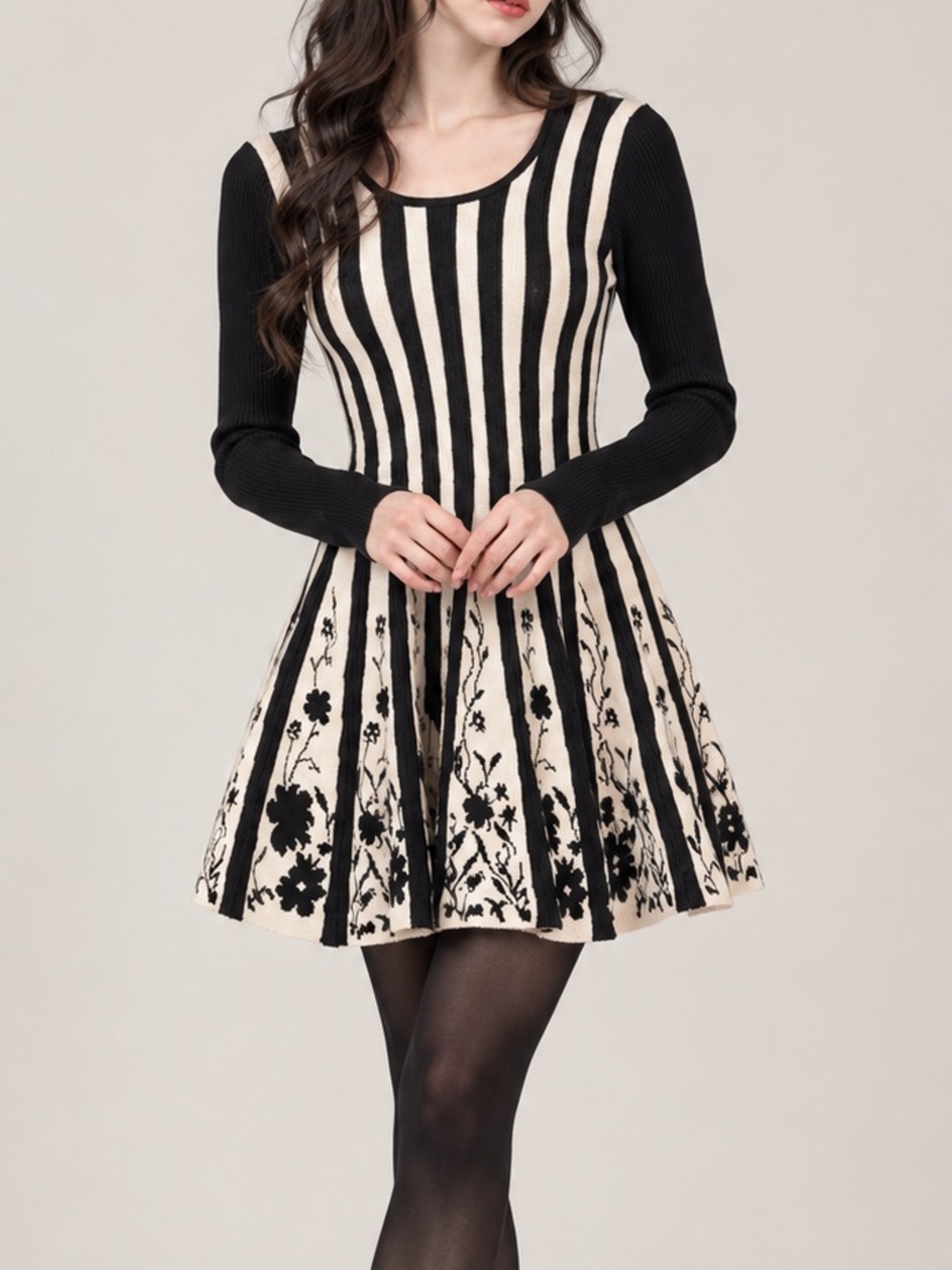 Papillon Blanc Black Cream Stripe Floral Jacquard Knit Skater Dress L